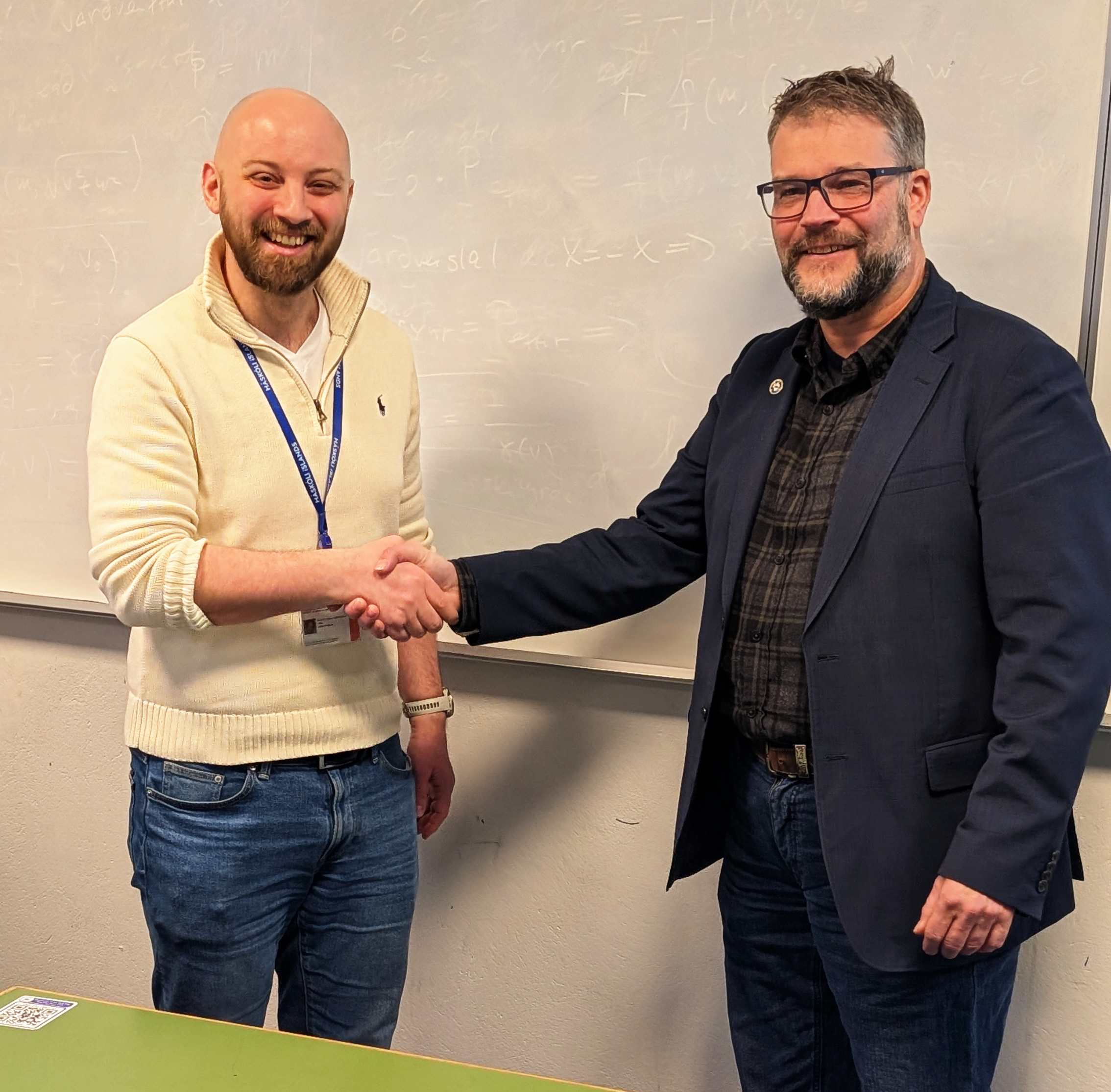 Formennirnir kampakátir með samstarfið